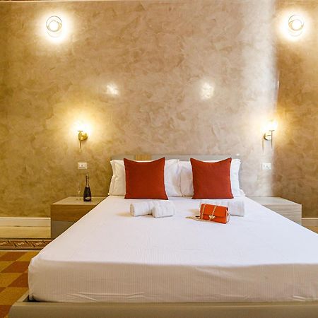Erreggi Luxury Rooms Рим Экстерьер фото