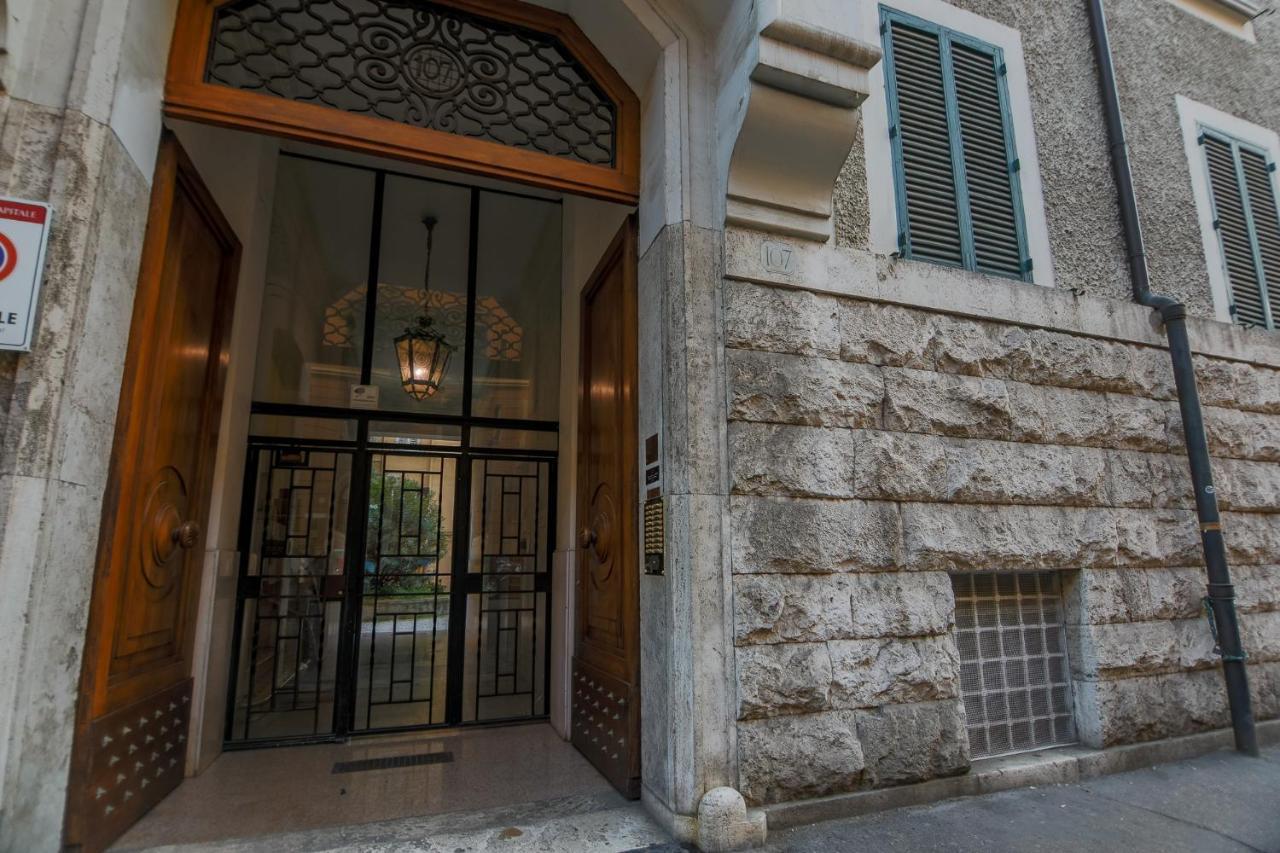 Erreggi Luxury Rooms Рим Экстерьер фото